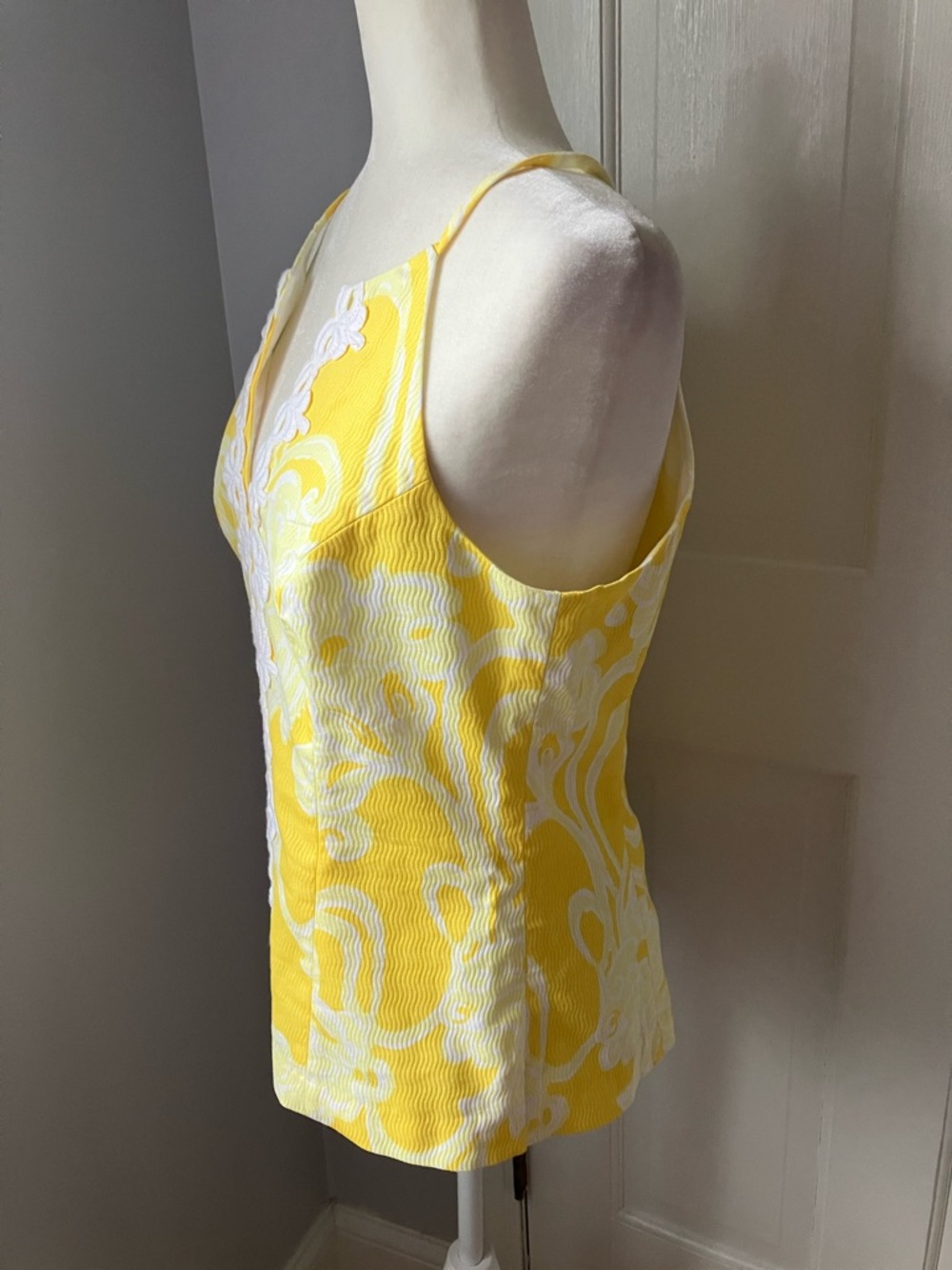 Lilly Pulitzer yellow and white floral embellished cotton Magnolia summer top 10 - Picture 5 of 14